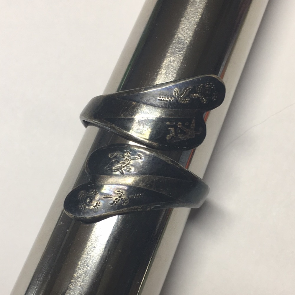 Siam sterling ring